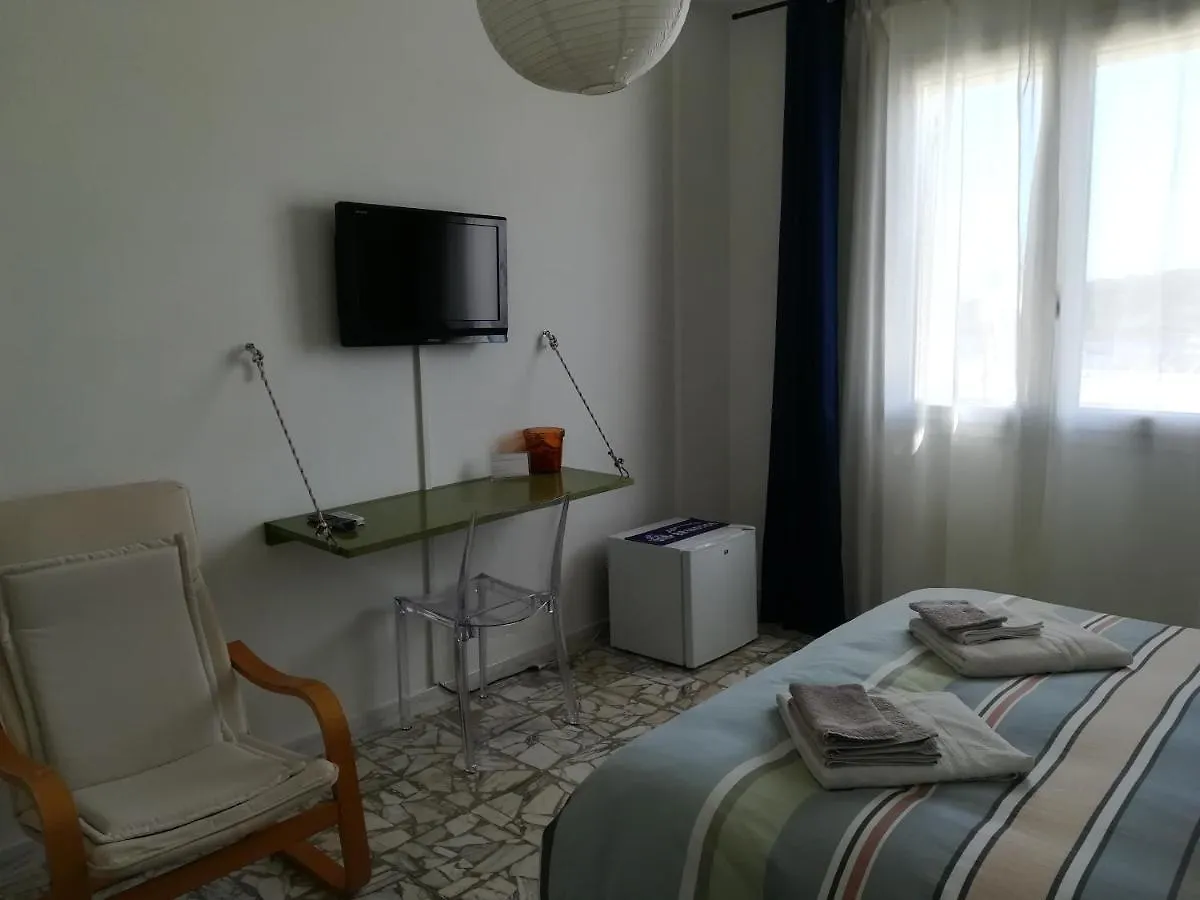 Domo Sul Porto Bed & Breakfast Stintino