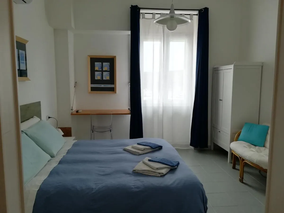 Domo Sul Porto Bed & Breakfast